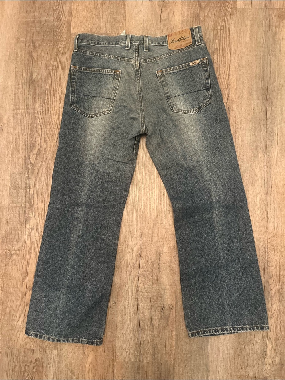 Signature by Levi Strauss Faded Blue Men’s Relaxed Jeans